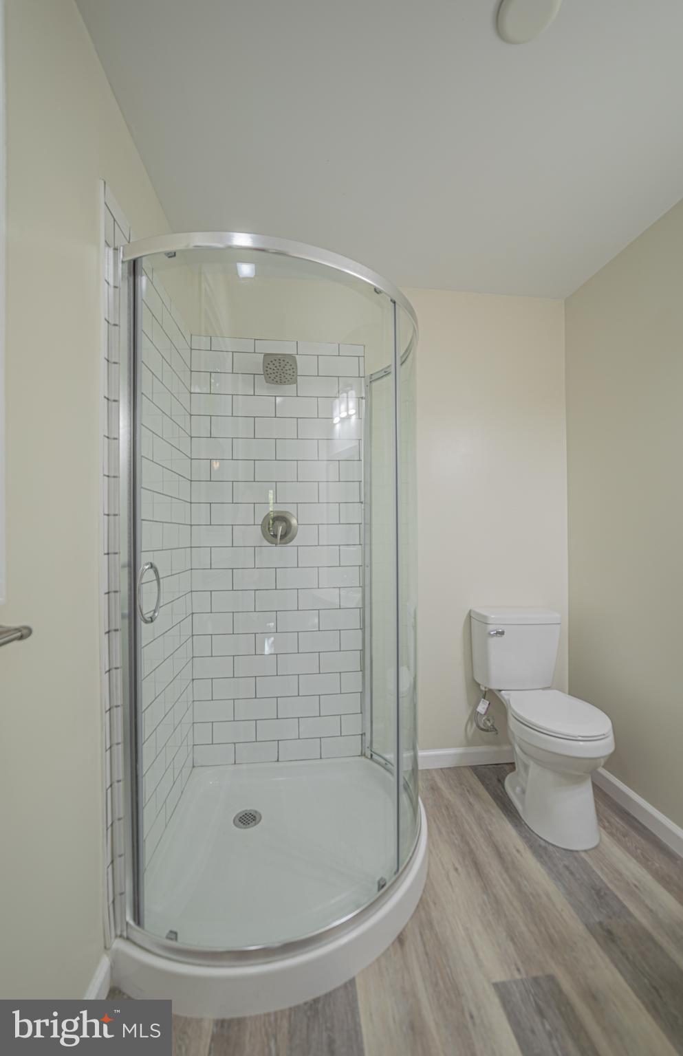 SHADY ACRES - Residential