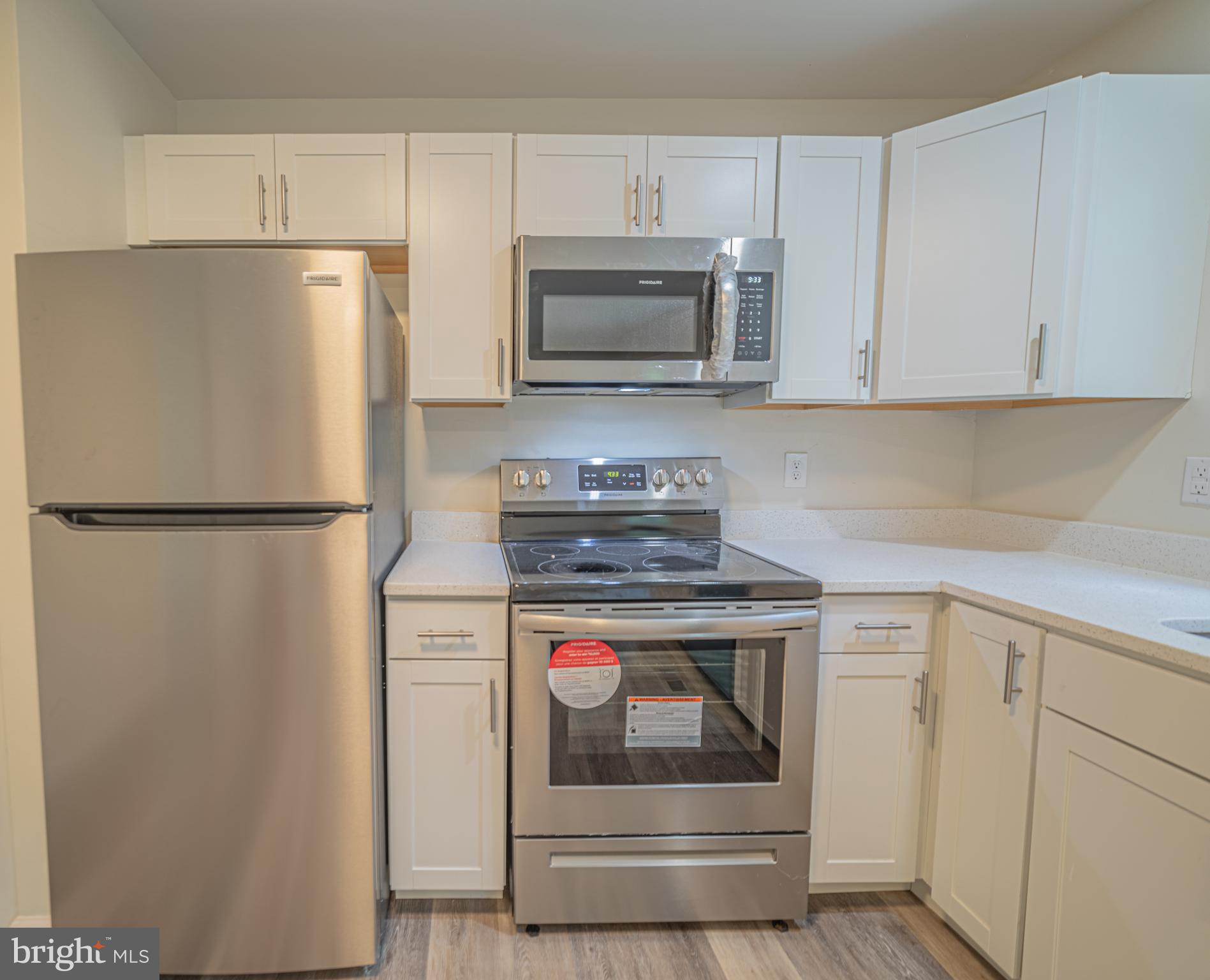 SHADY ACRES - Residential