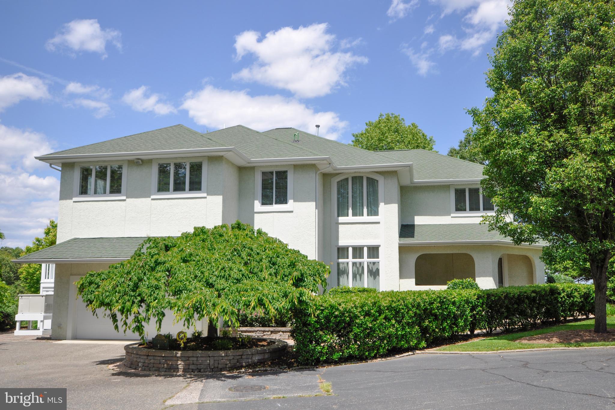 SHADY SIDE - Residential