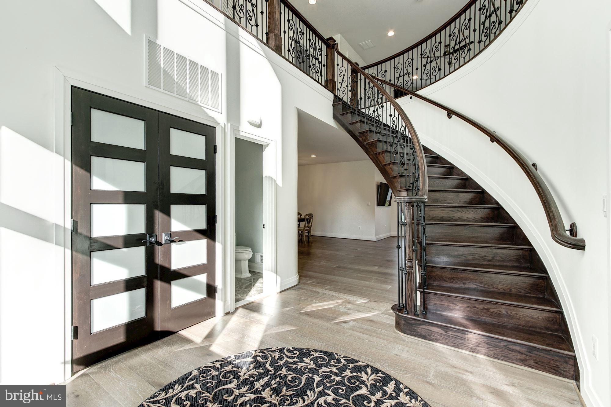 SHADY SIDE - Residential