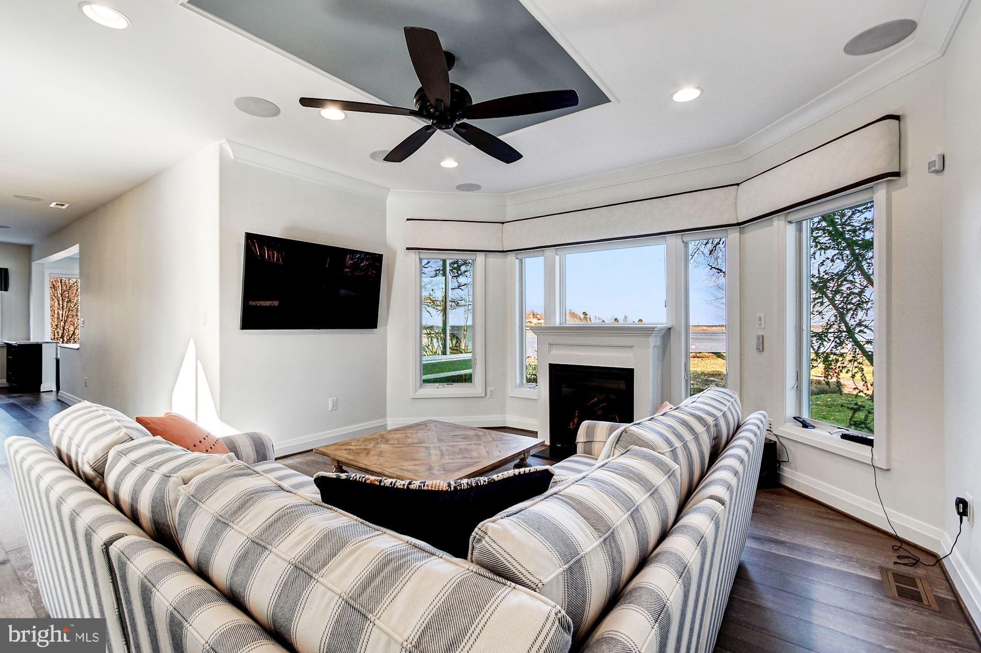 SHADY SIDE - Residential