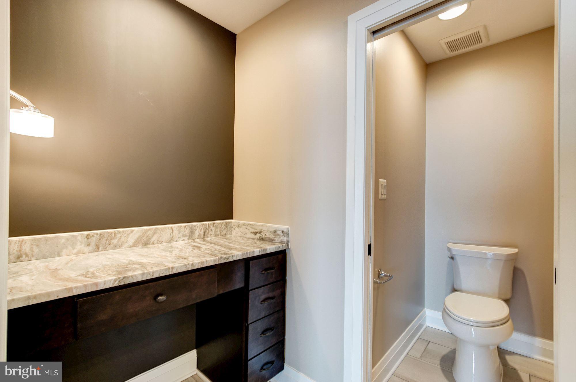 SHADY SIDE - Residential