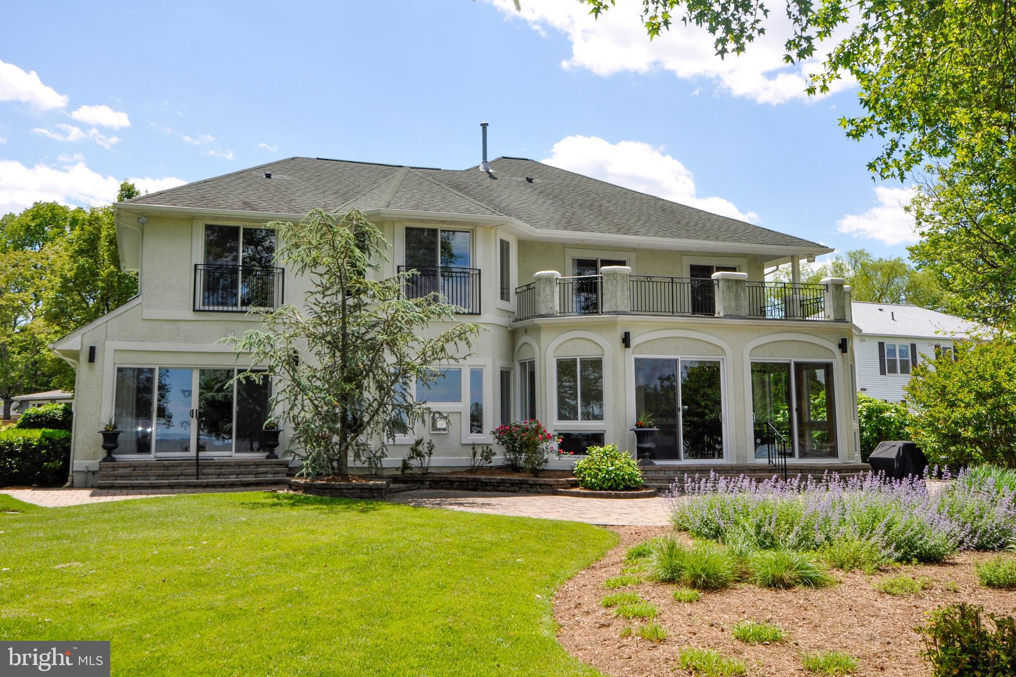 SHADY SIDE - Residential