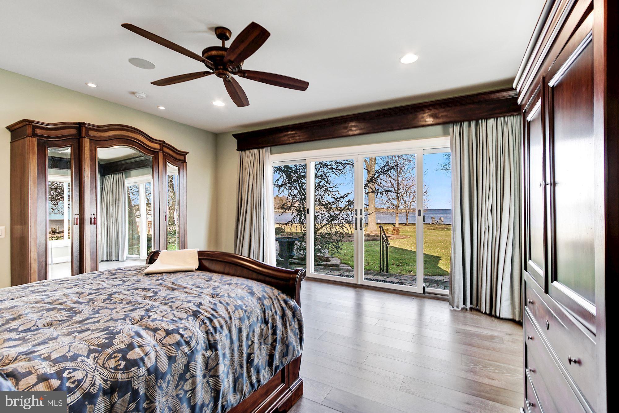 SHADY SIDE - Residential