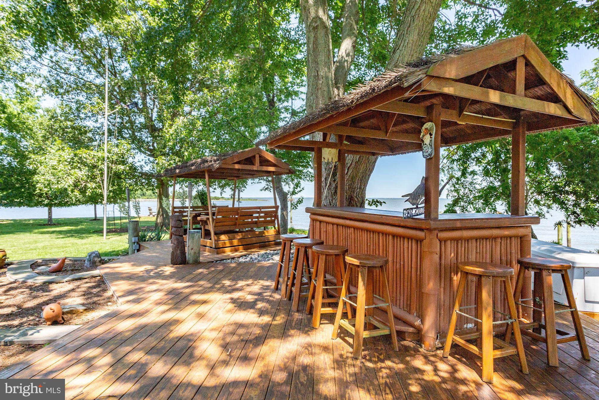 SHADY SIDE - Residential