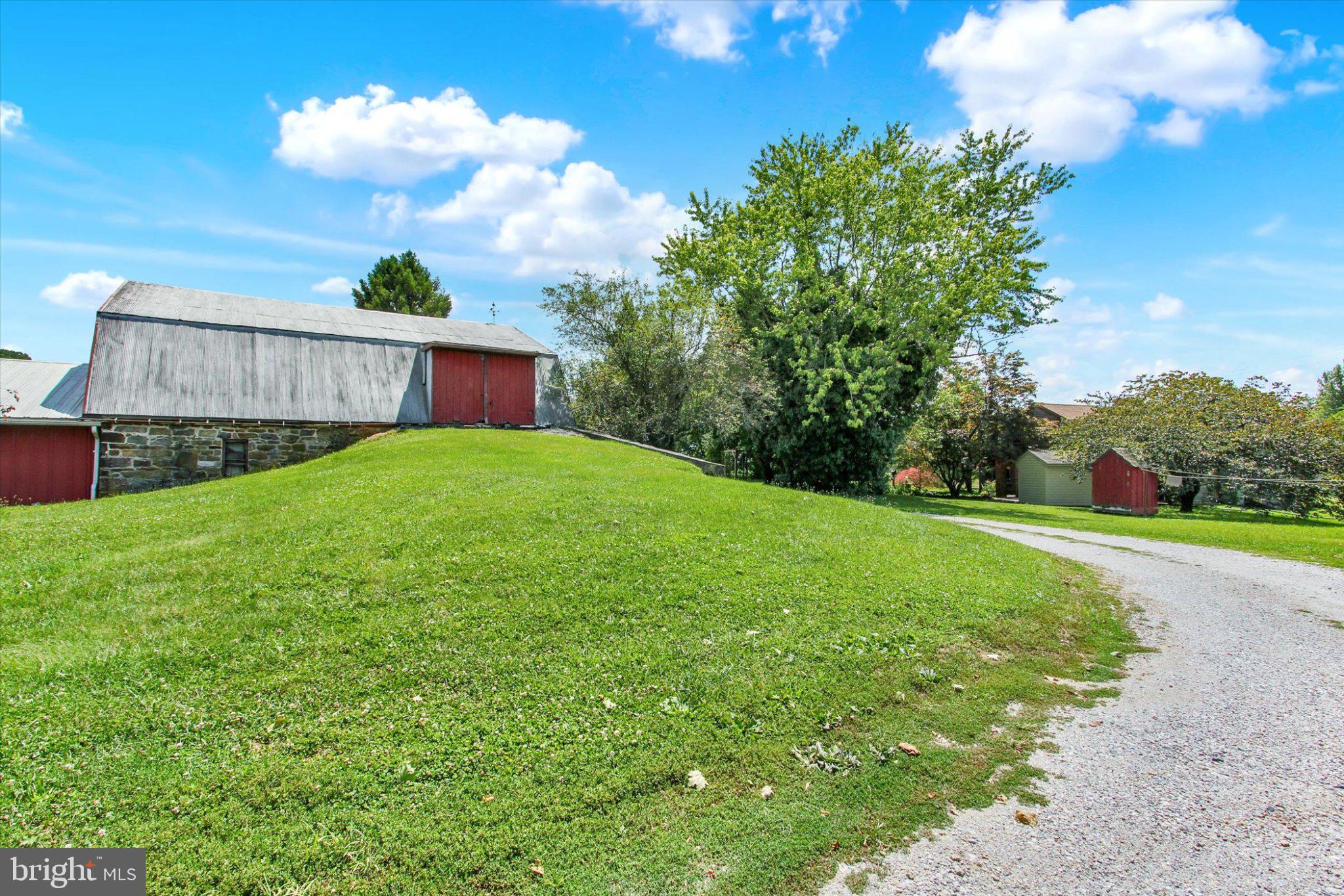 2619 CARLISLE PIKE