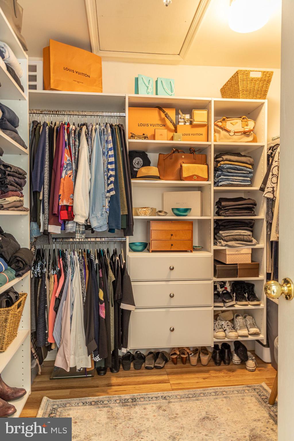 HIDDEN FOREST - Residential