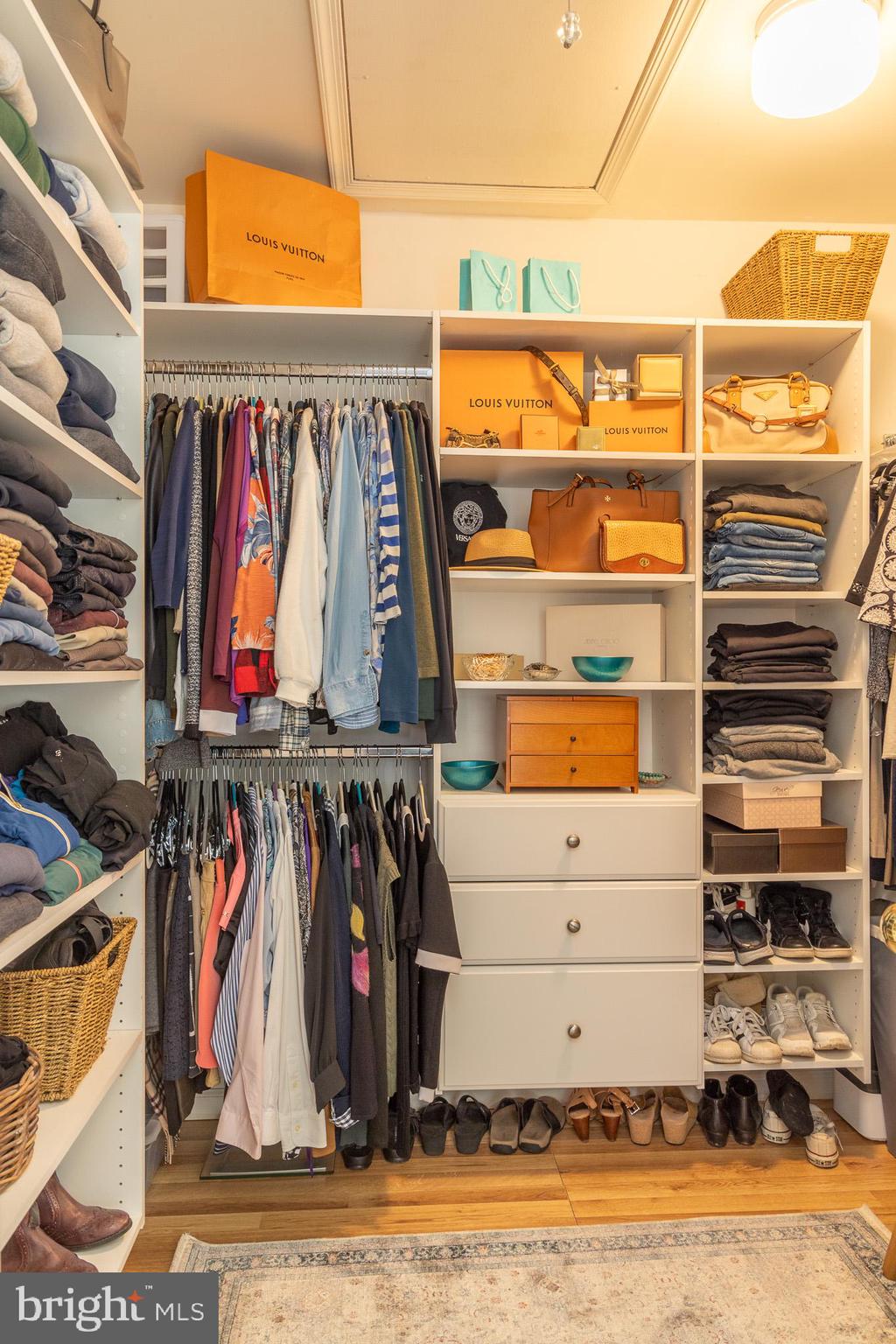 HIDDEN FOREST - Residential