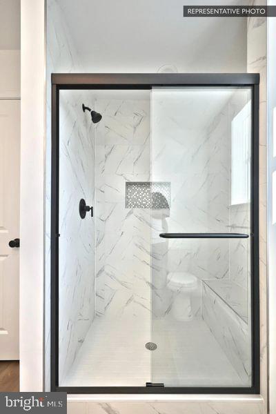 HICKORY POINTE - Residential