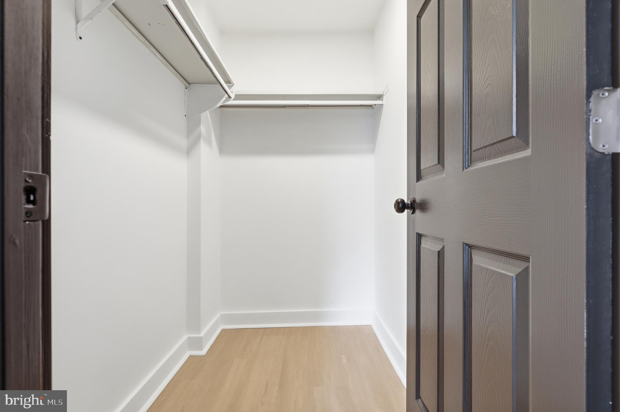 GLADE TOWN - Residential