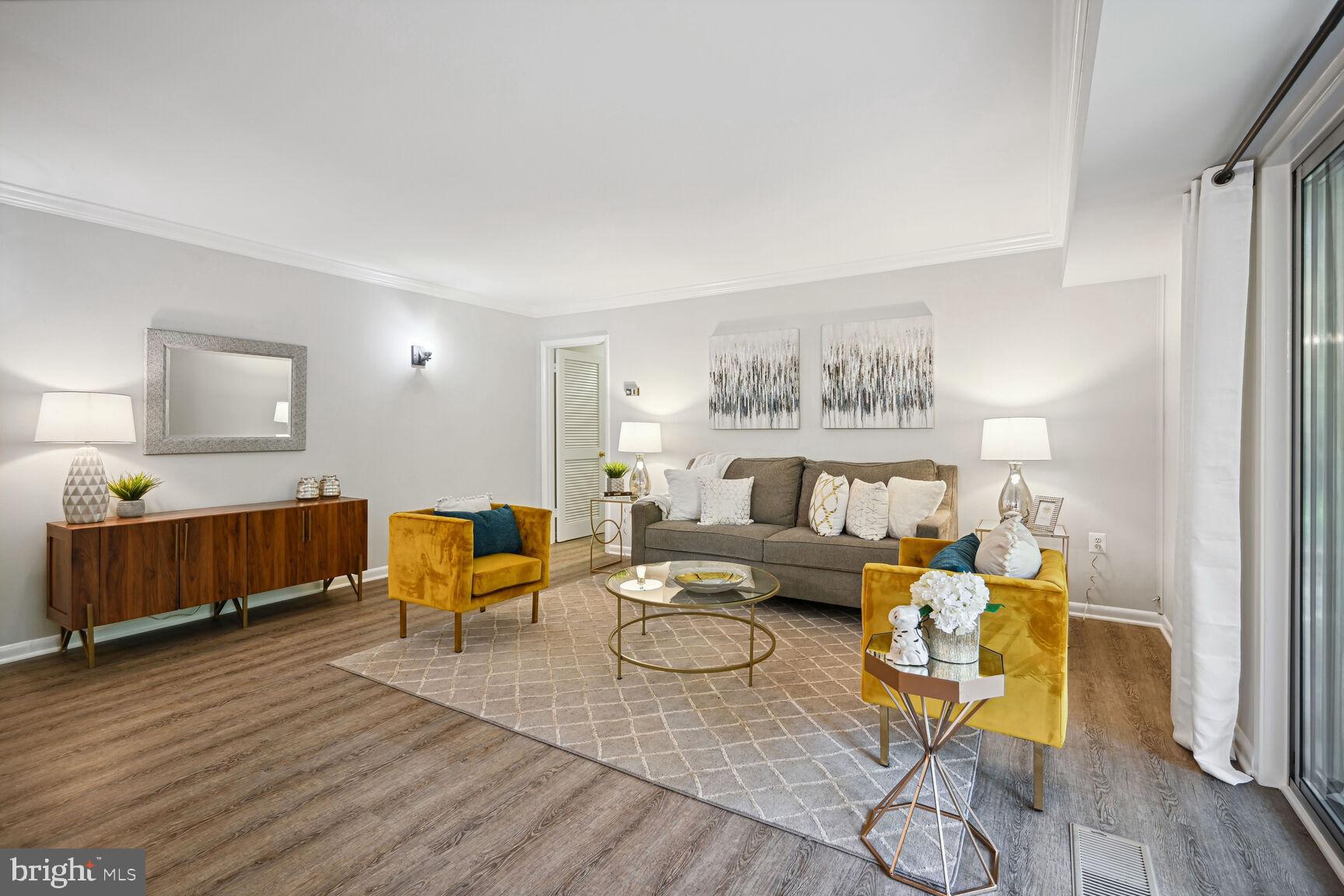 PARKSIDE CONDOMINIUMS - Residential Lease