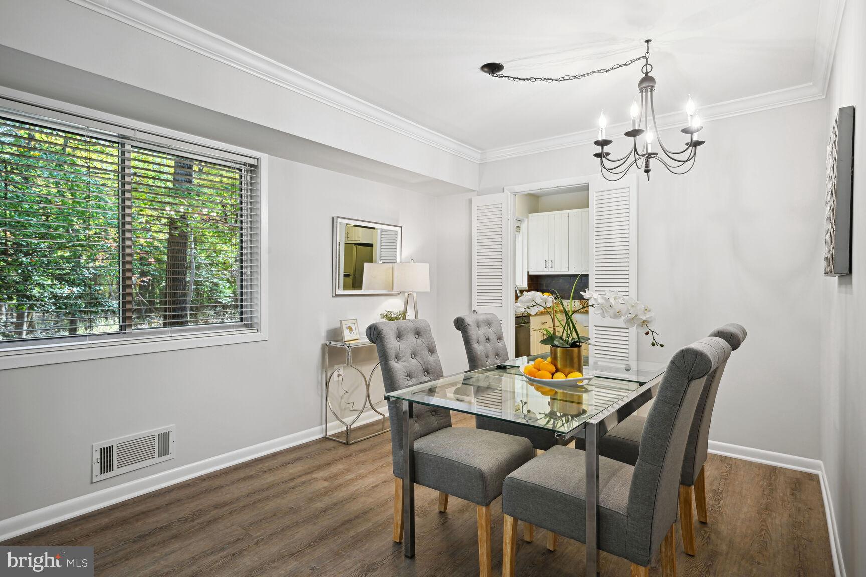 PARKSIDE CONDOMINIUMS - Residential Lease