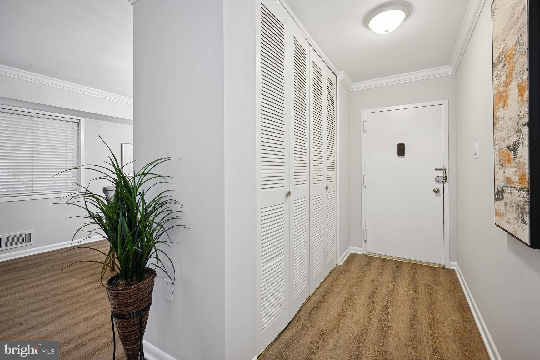 PARKSIDE CONDOMINIUMS - Residential Lease