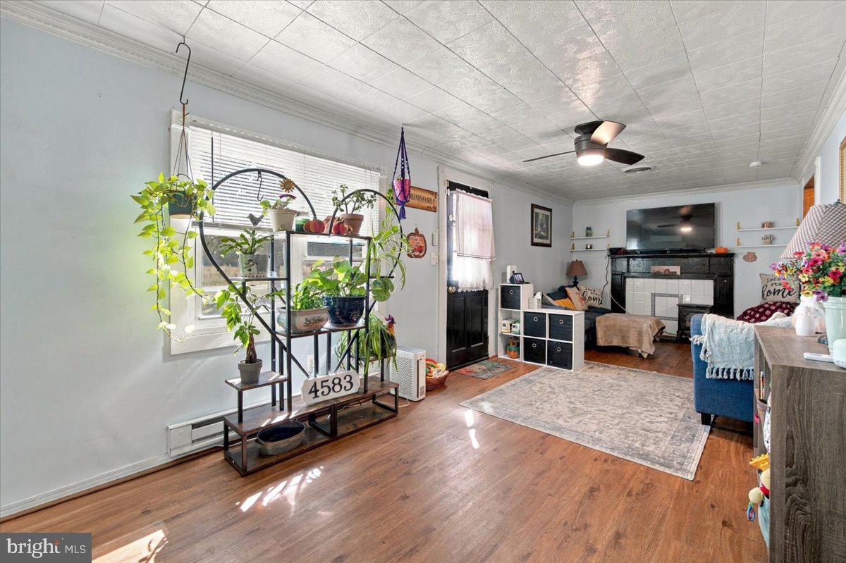 4583 BRENFORD ROAD