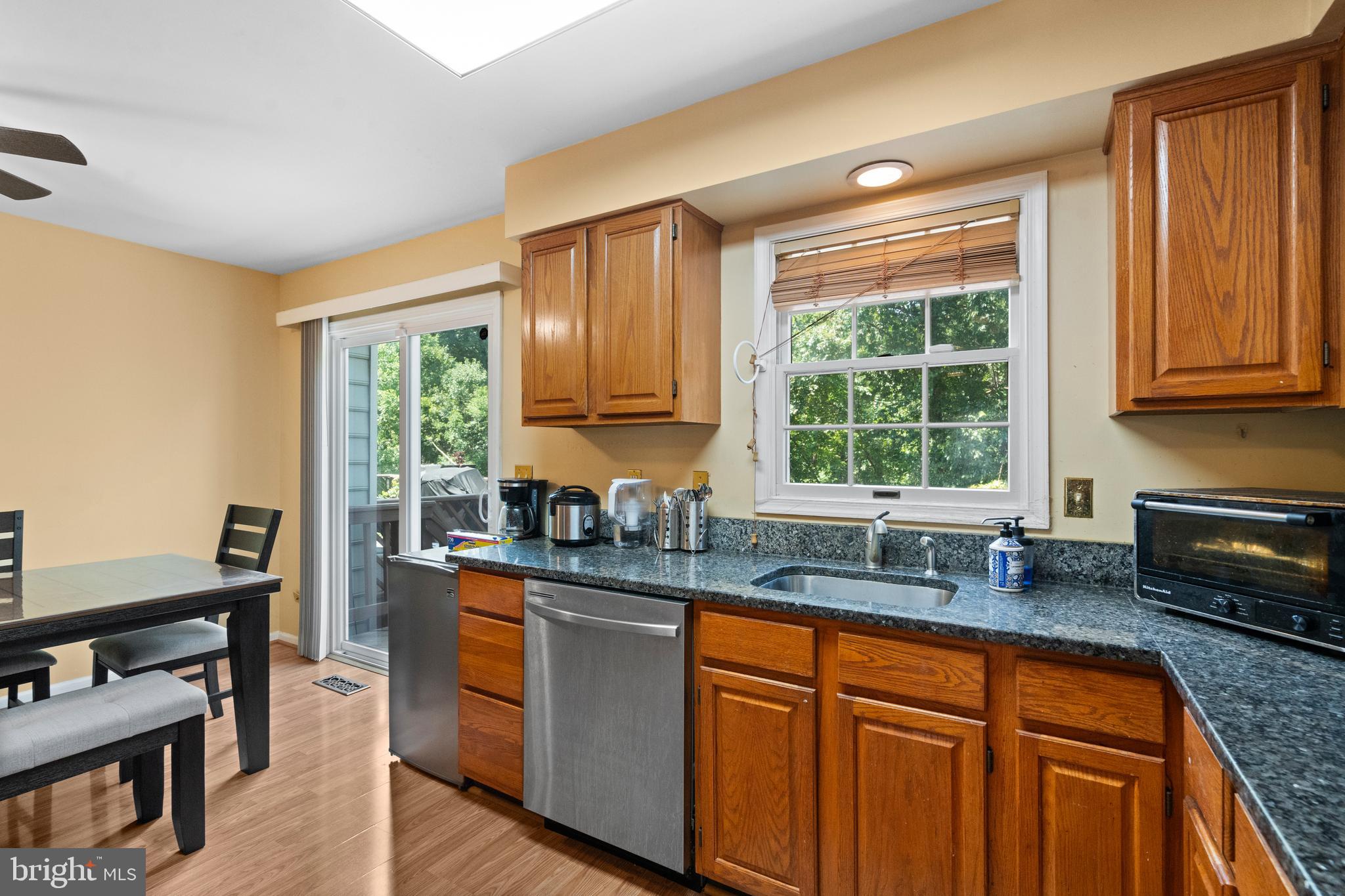 ASHBURN VILLAGE - Residential