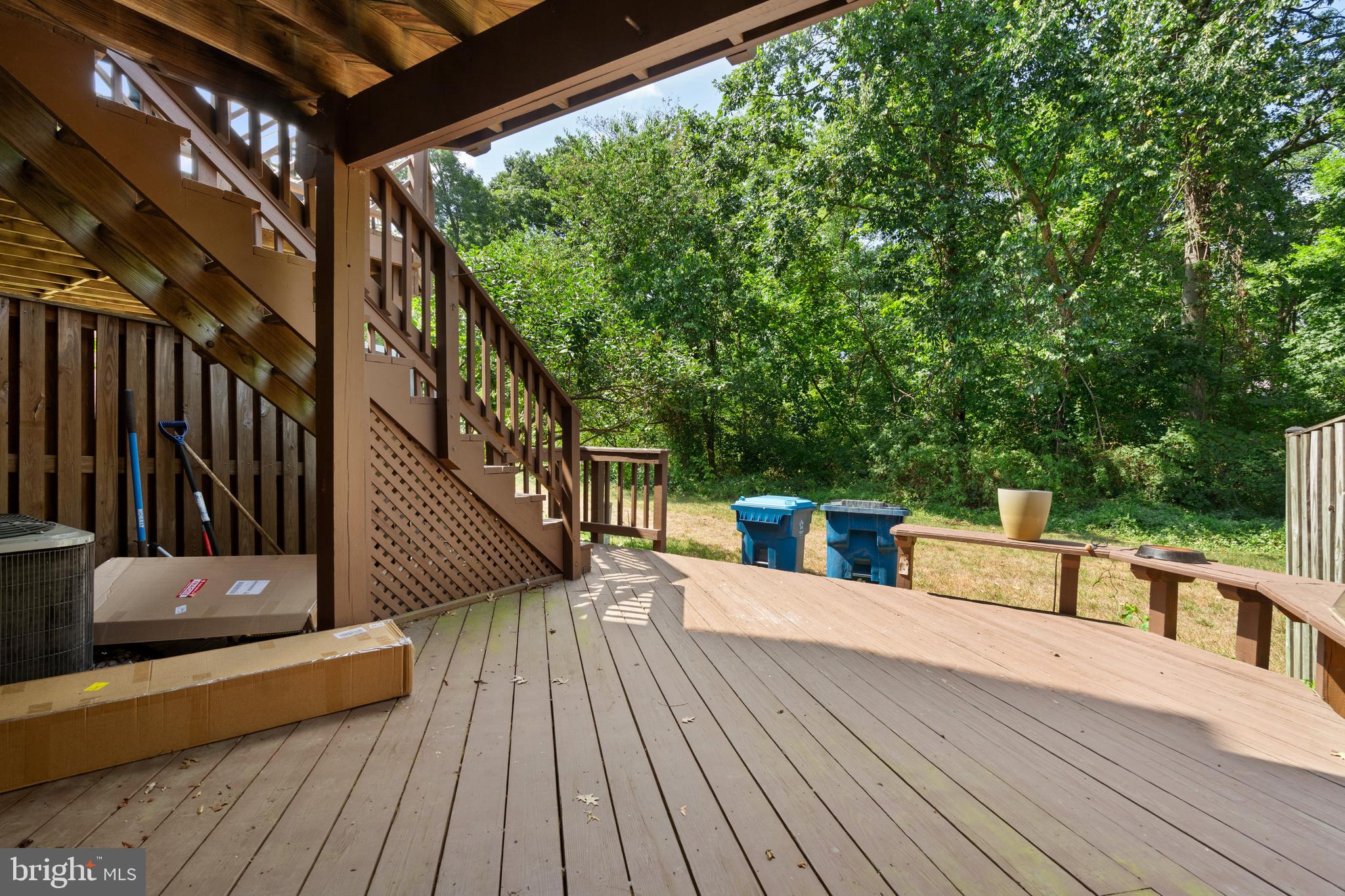 ASHBURN VILLAGE - Residential