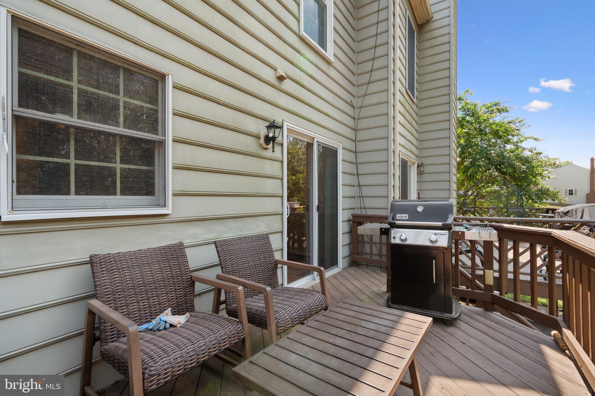 ASHBURN VILLAGE - Residential