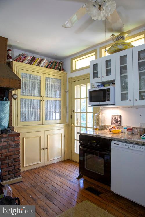 EASTPORT - Residential