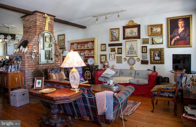 EASTPORT - Residential