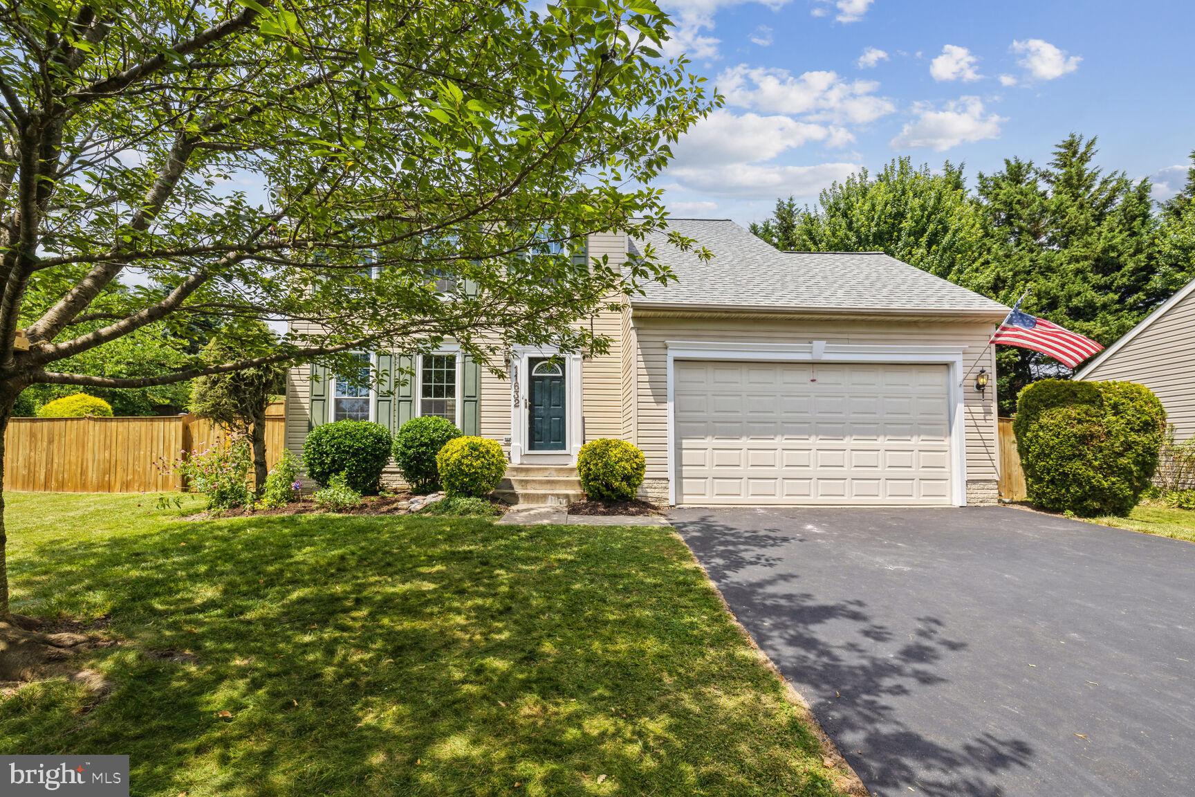 SENECA CROSSING - Residential