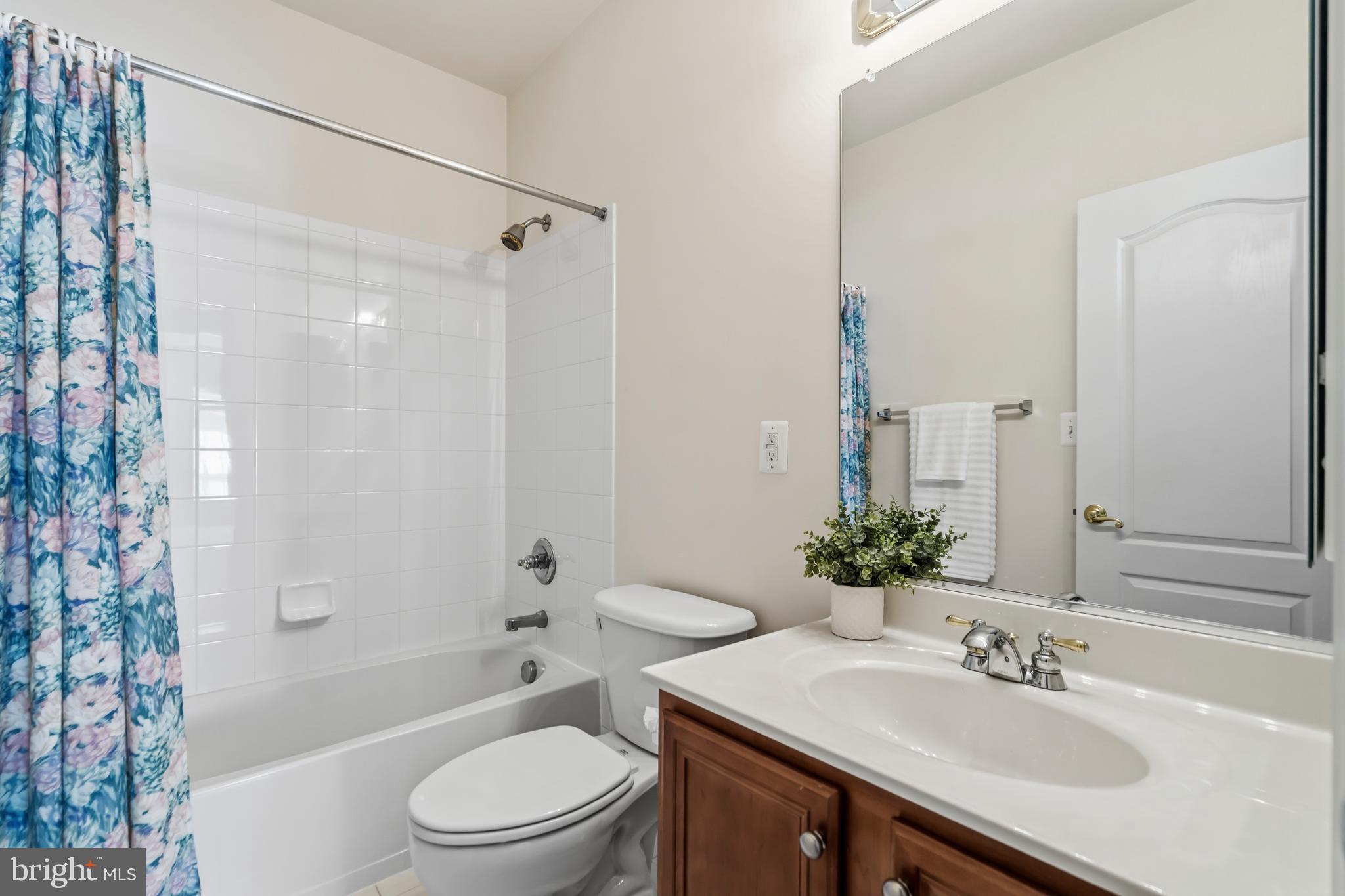 BROADLANDS SOUTH - Residential