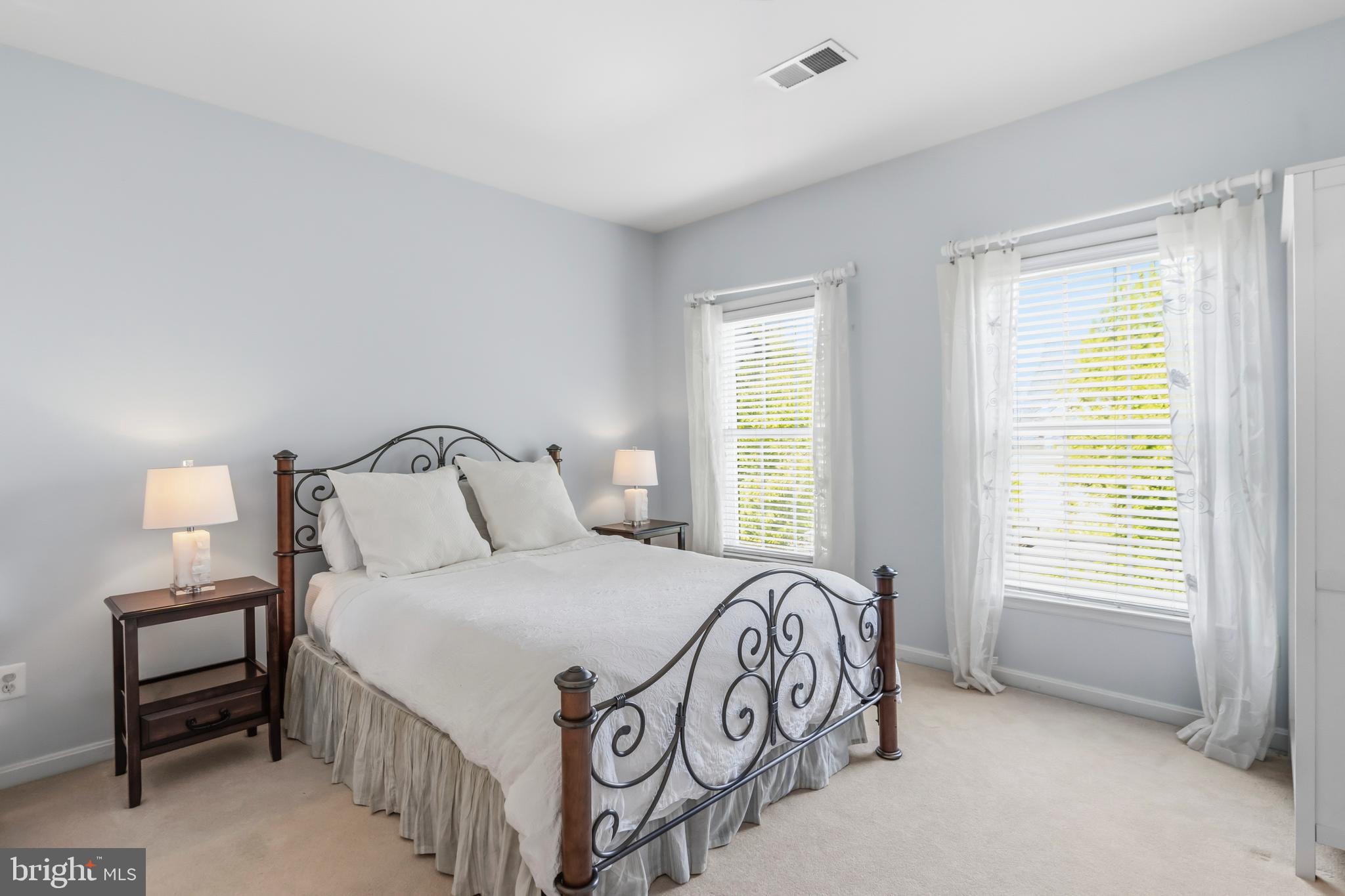 BROADLANDS SOUTH - Residential