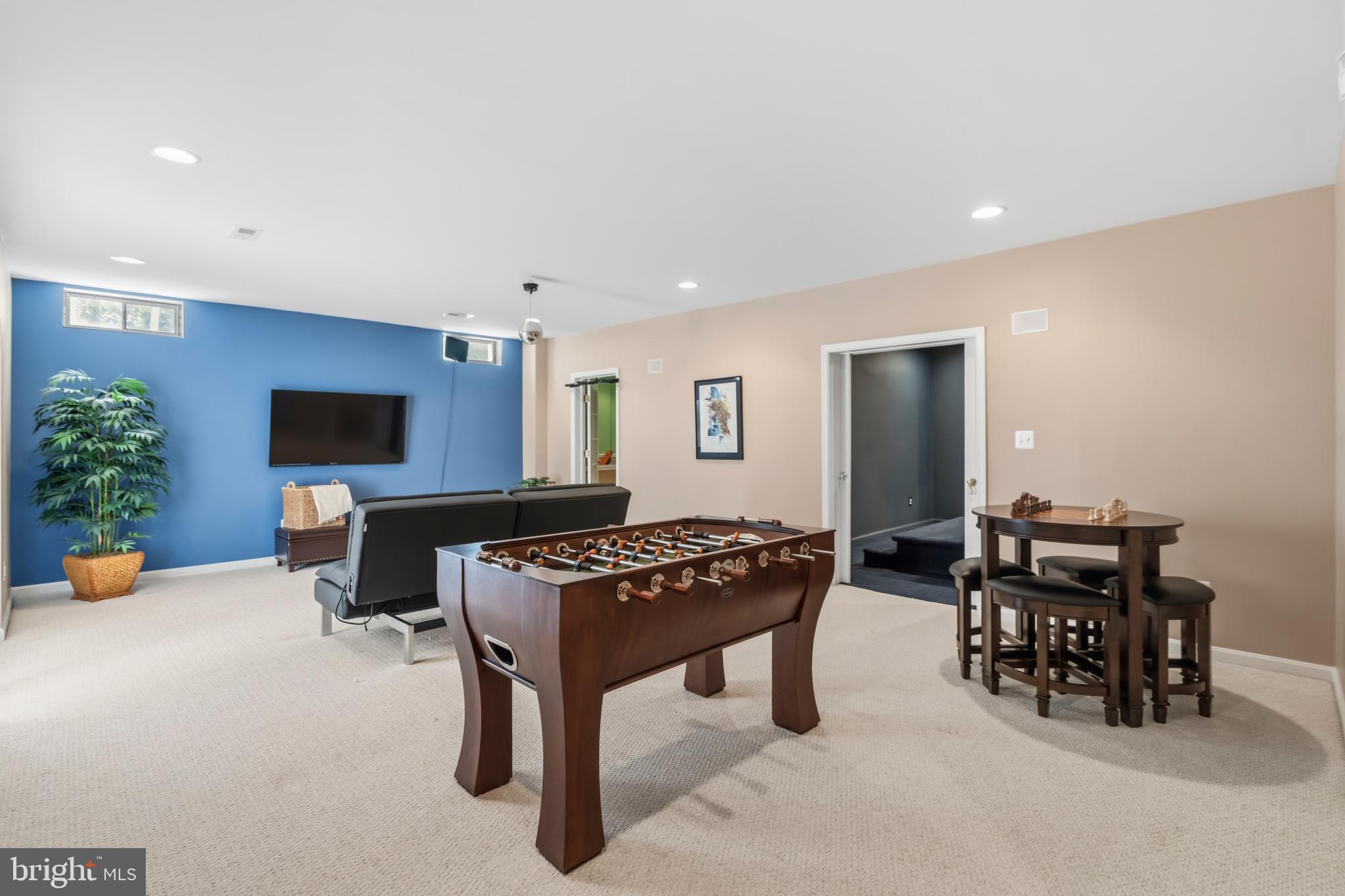 BROADLANDS SOUTH - Residential