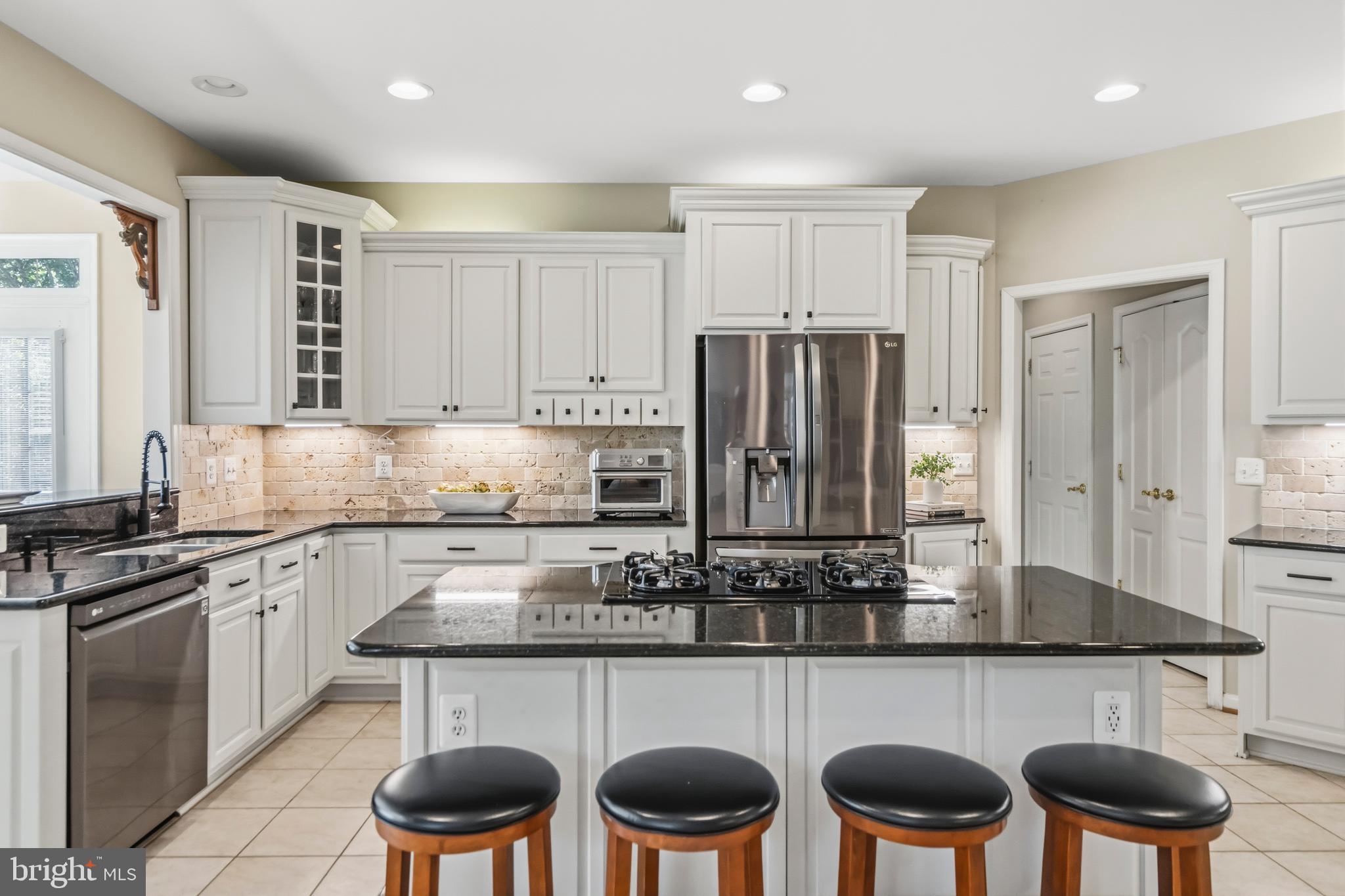 BROADLANDS SOUTH - Residential