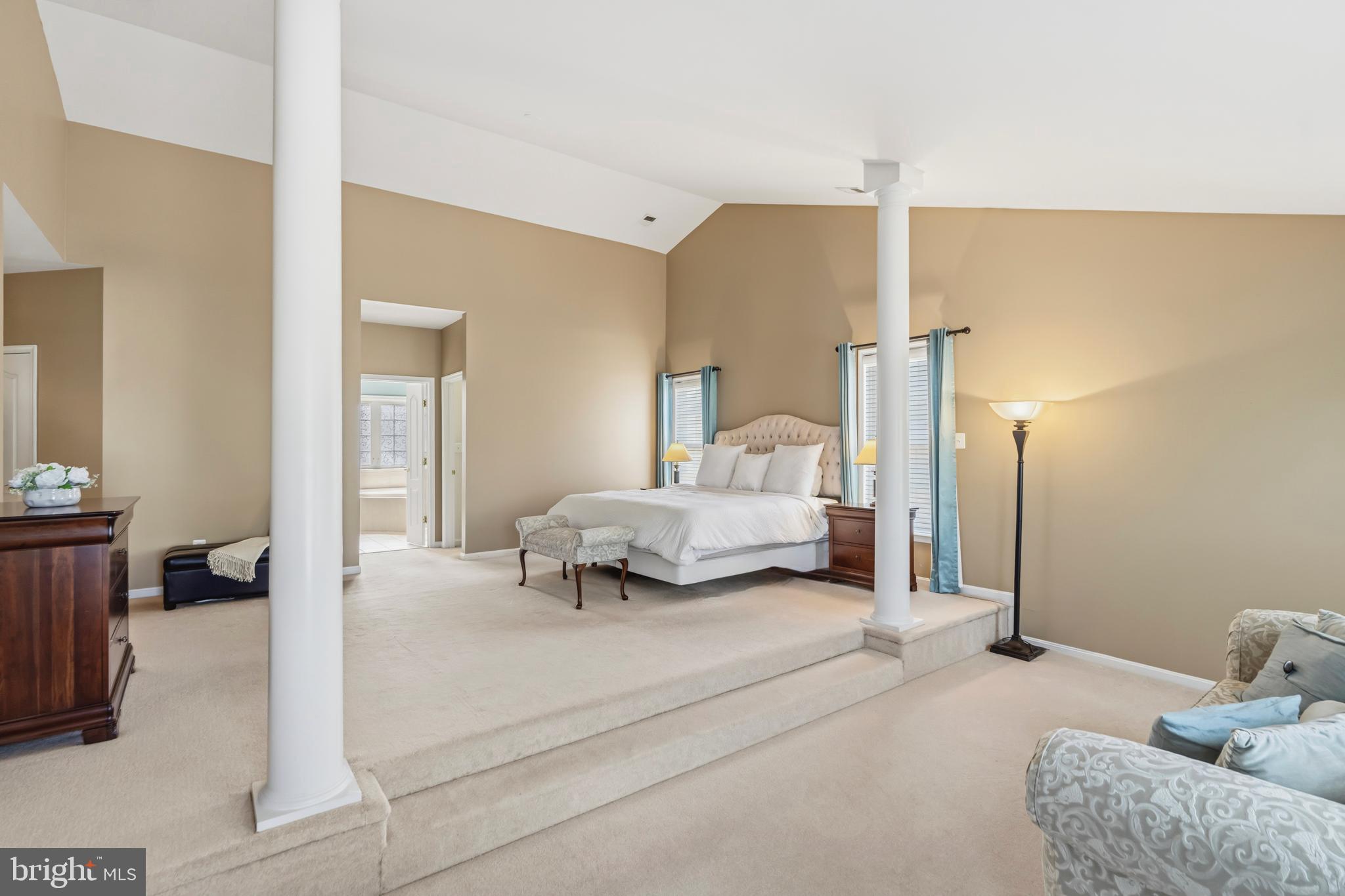 BROADLANDS SOUTH - Residential