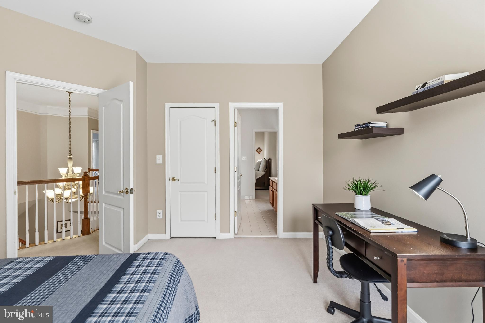 BROADLANDS SOUTH - Residential