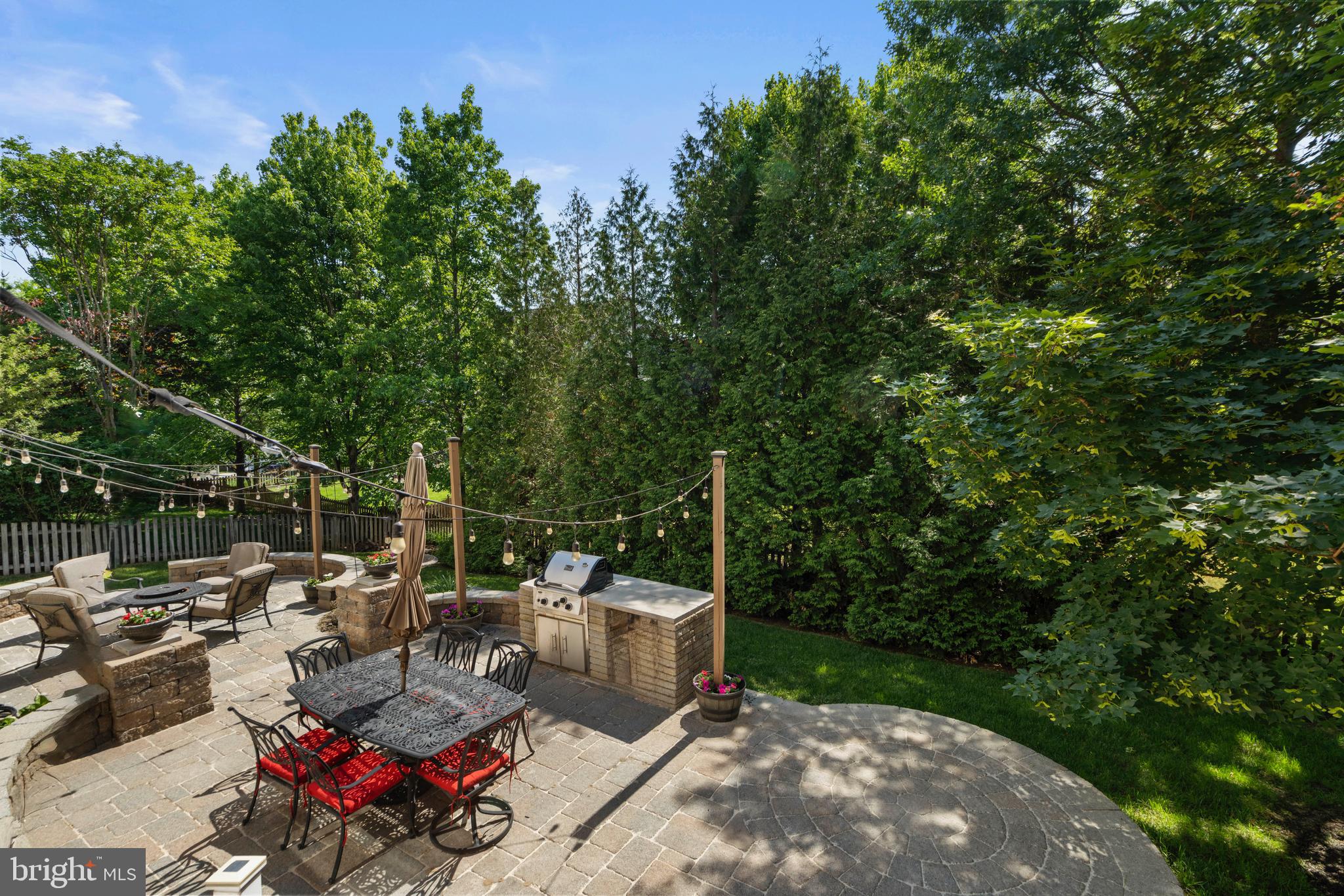 BROADLANDS SOUTH - Residential