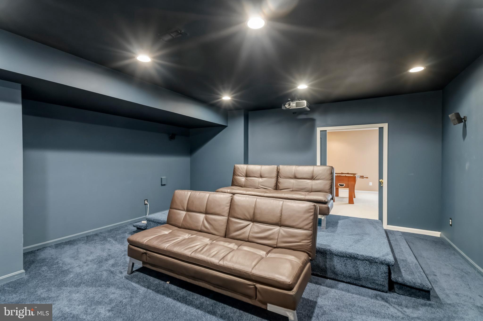 BROADLANDS SOUTH - Residential