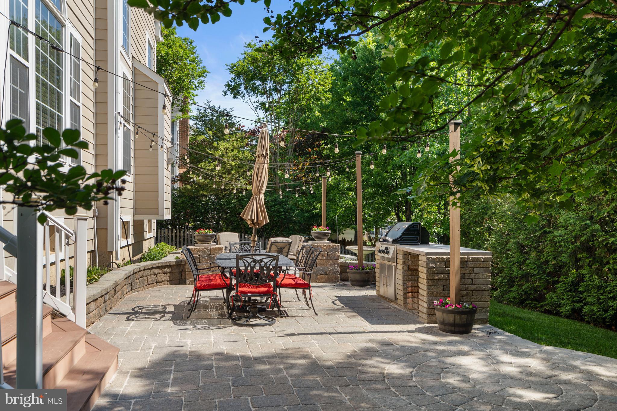 BROADLANDS SOUTH - Residential