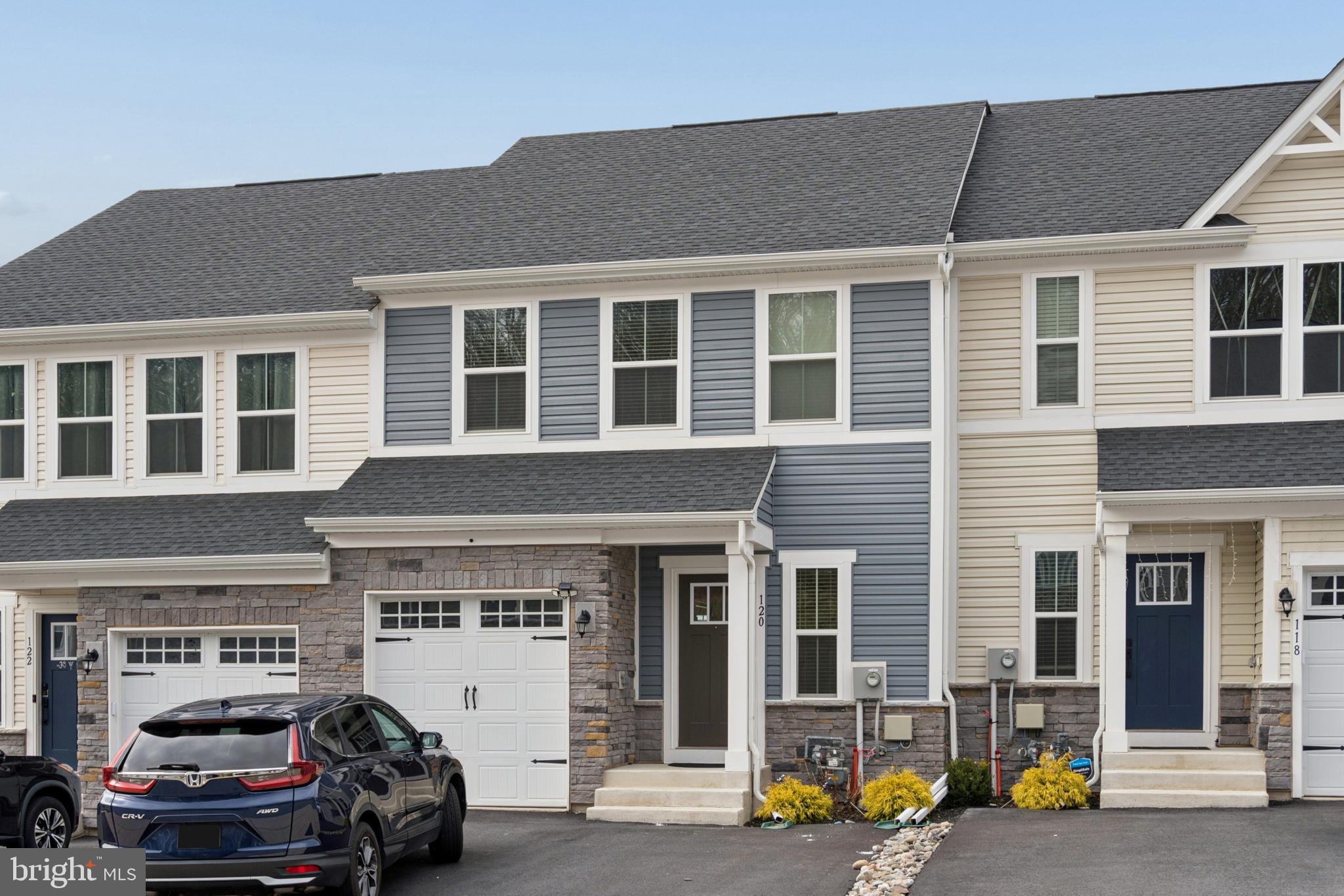 DOWNINGTOWN - Residential