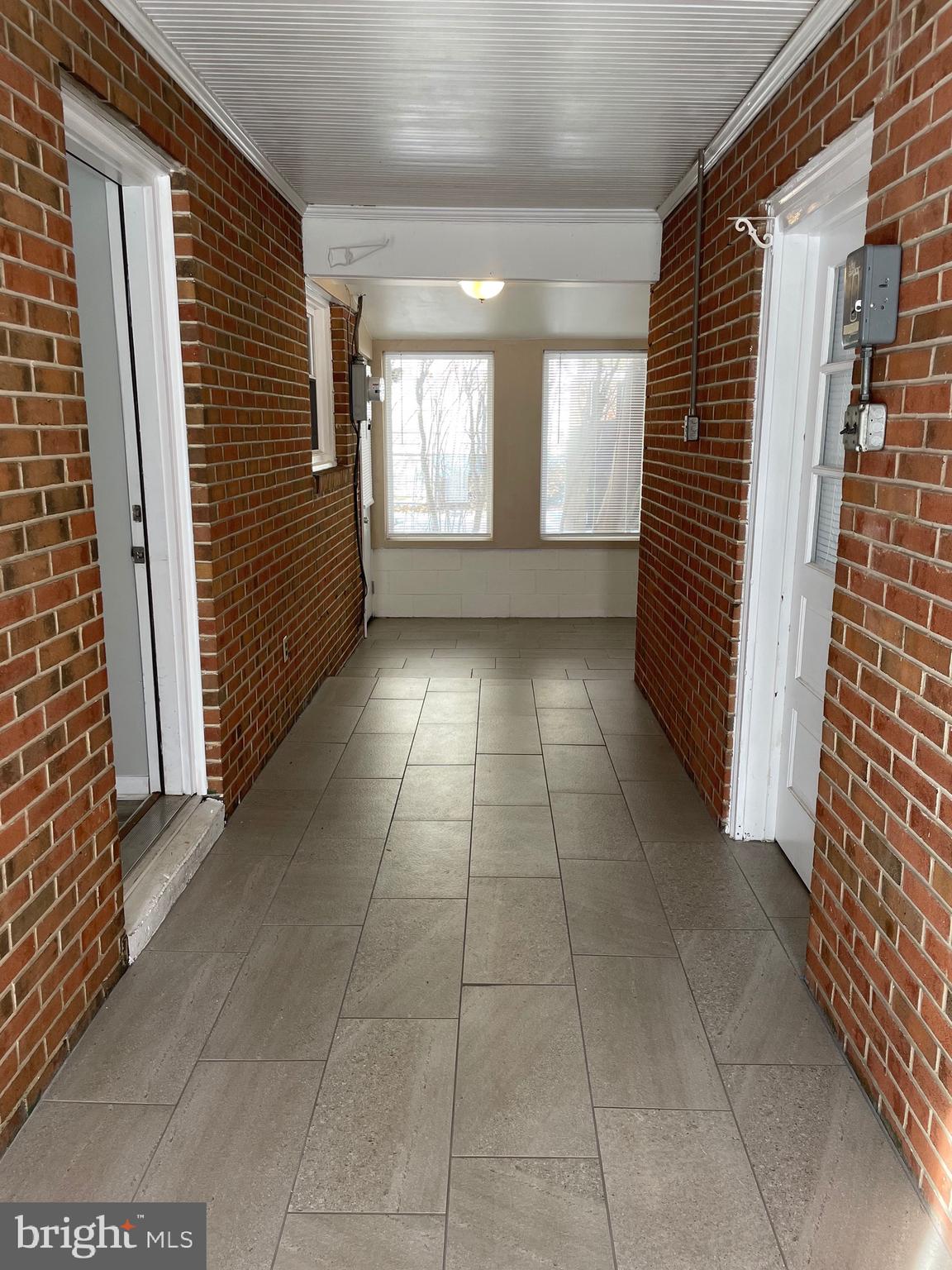 MANOR SECTION - Residential Lease