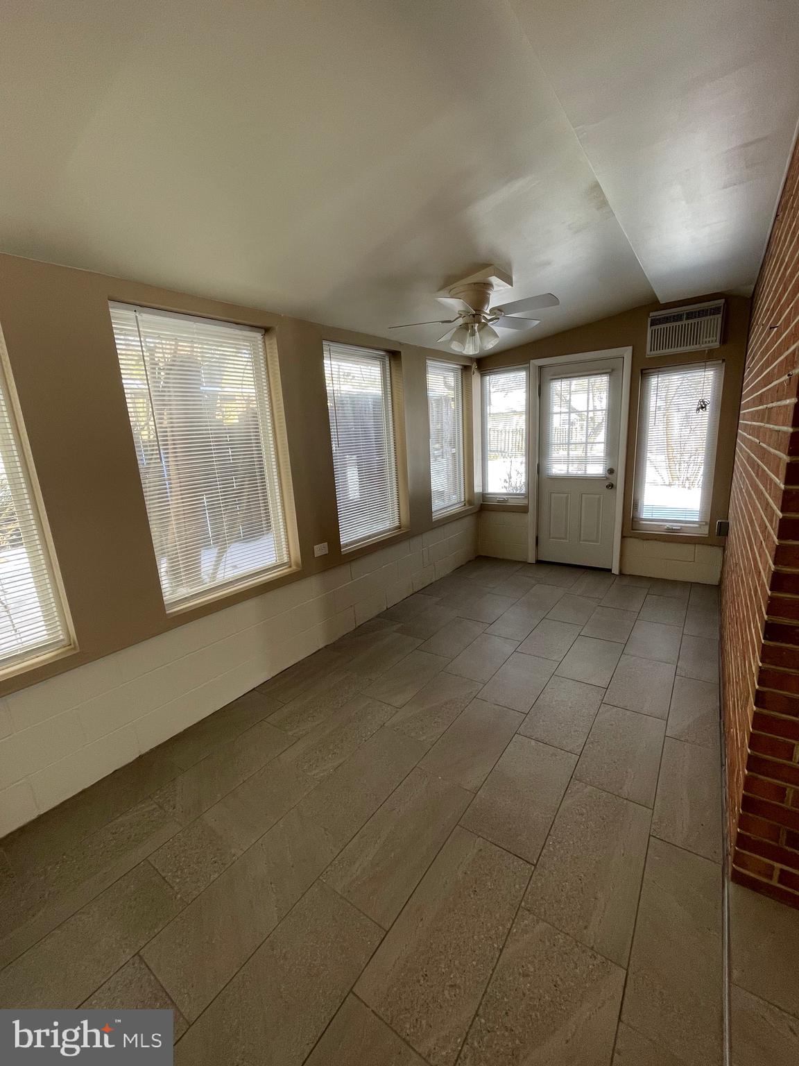 MANOR SECTION - Residential Lease