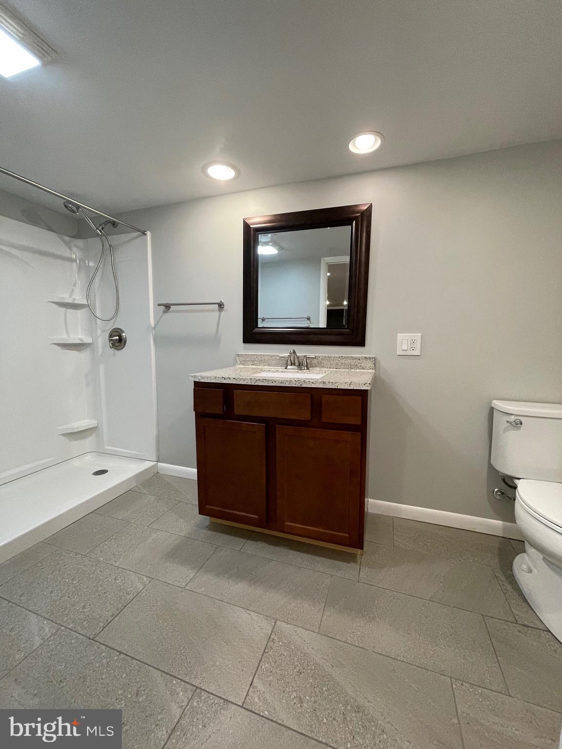 MANOR SECTION - Residential Lease