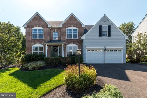 MLS: PABU2131296