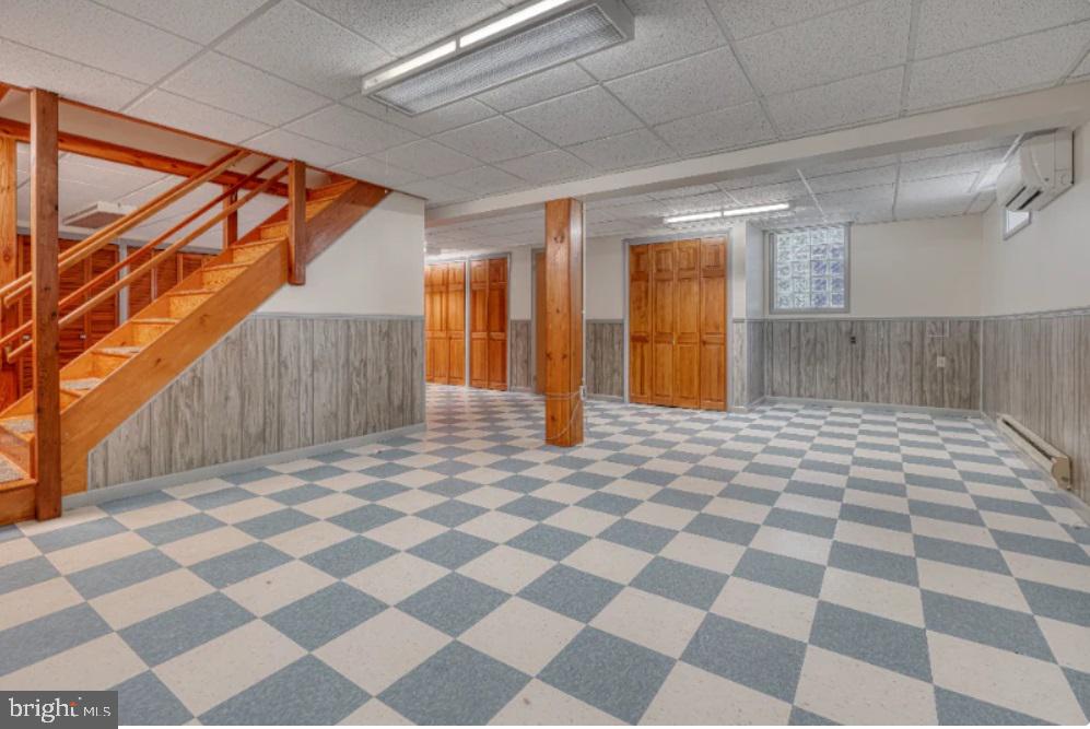 SAVAGE MEADOWS - Residential Lease