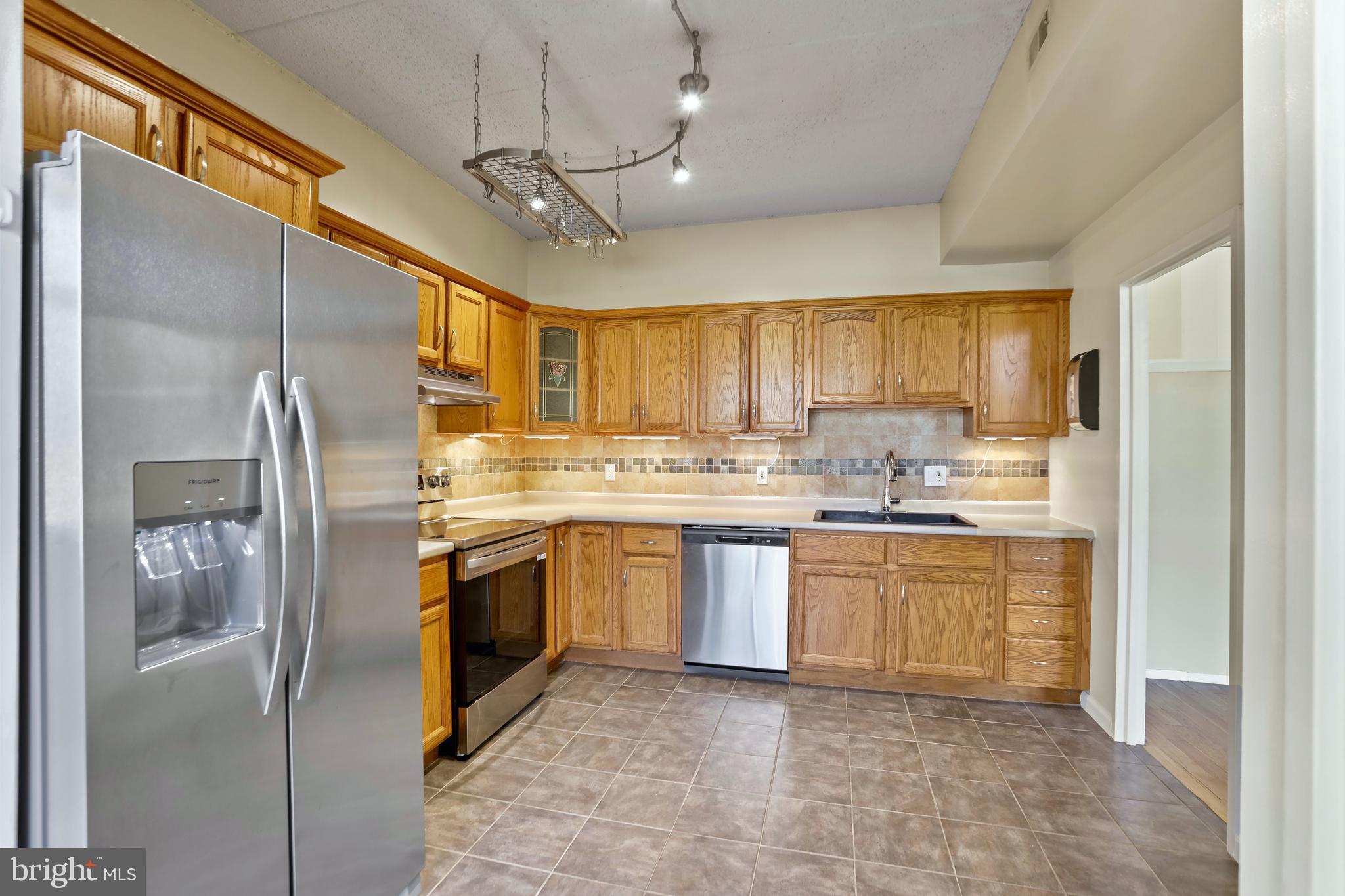 WOODWINDS - Residential