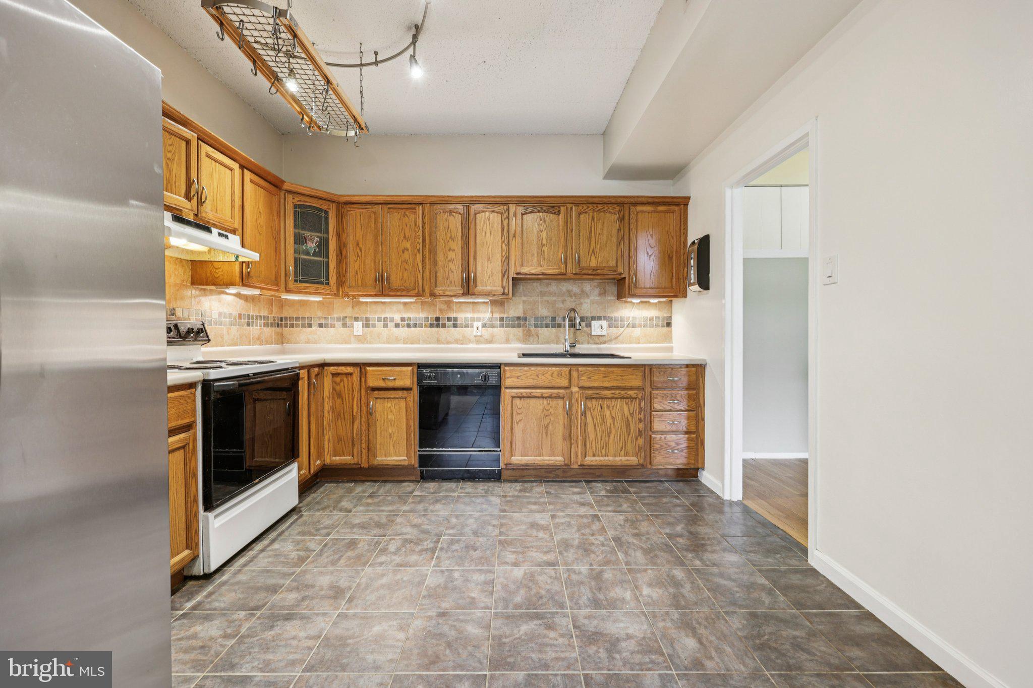 WOODWINDS - Residential