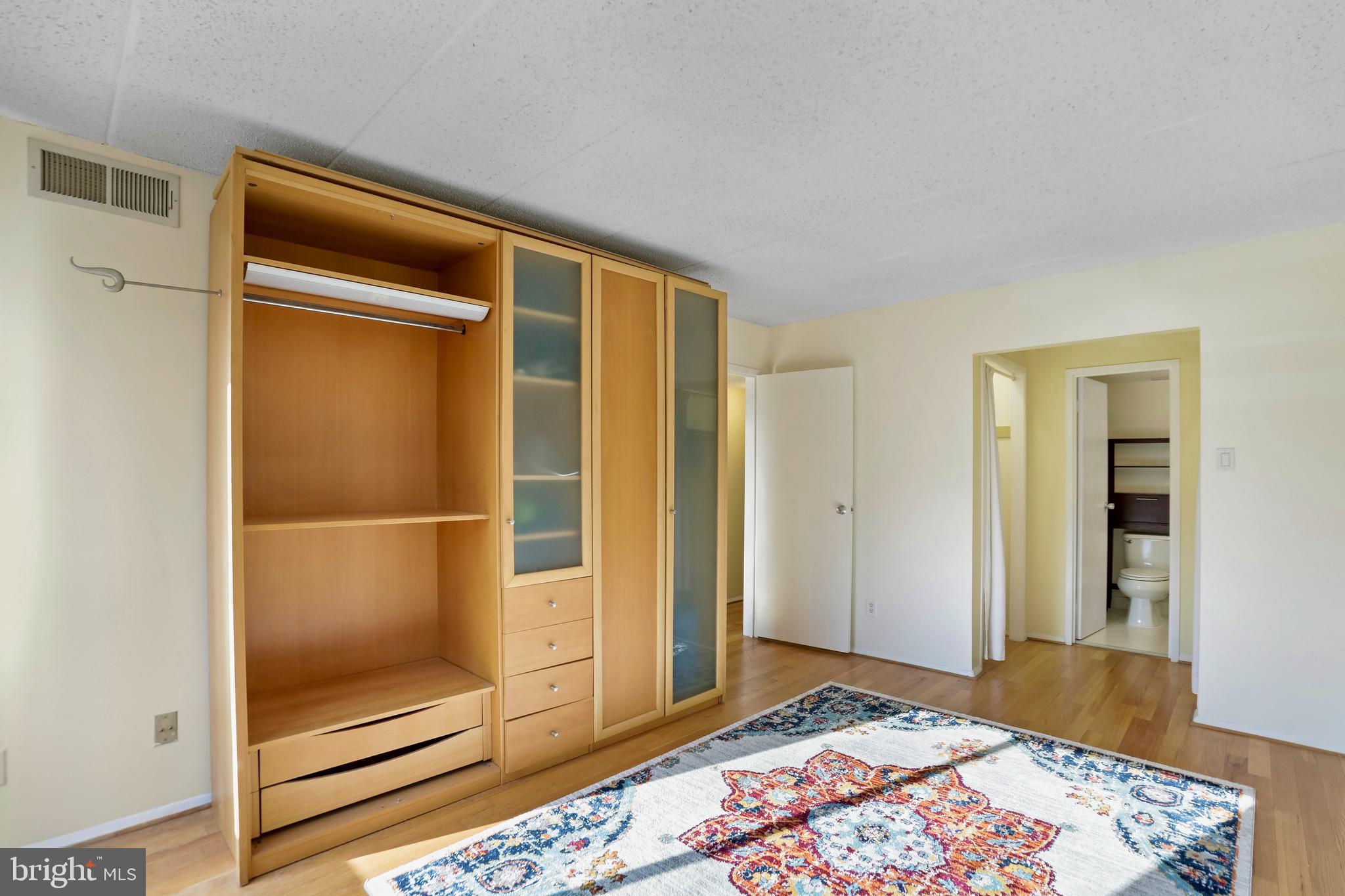 WOODWINDS - Residential