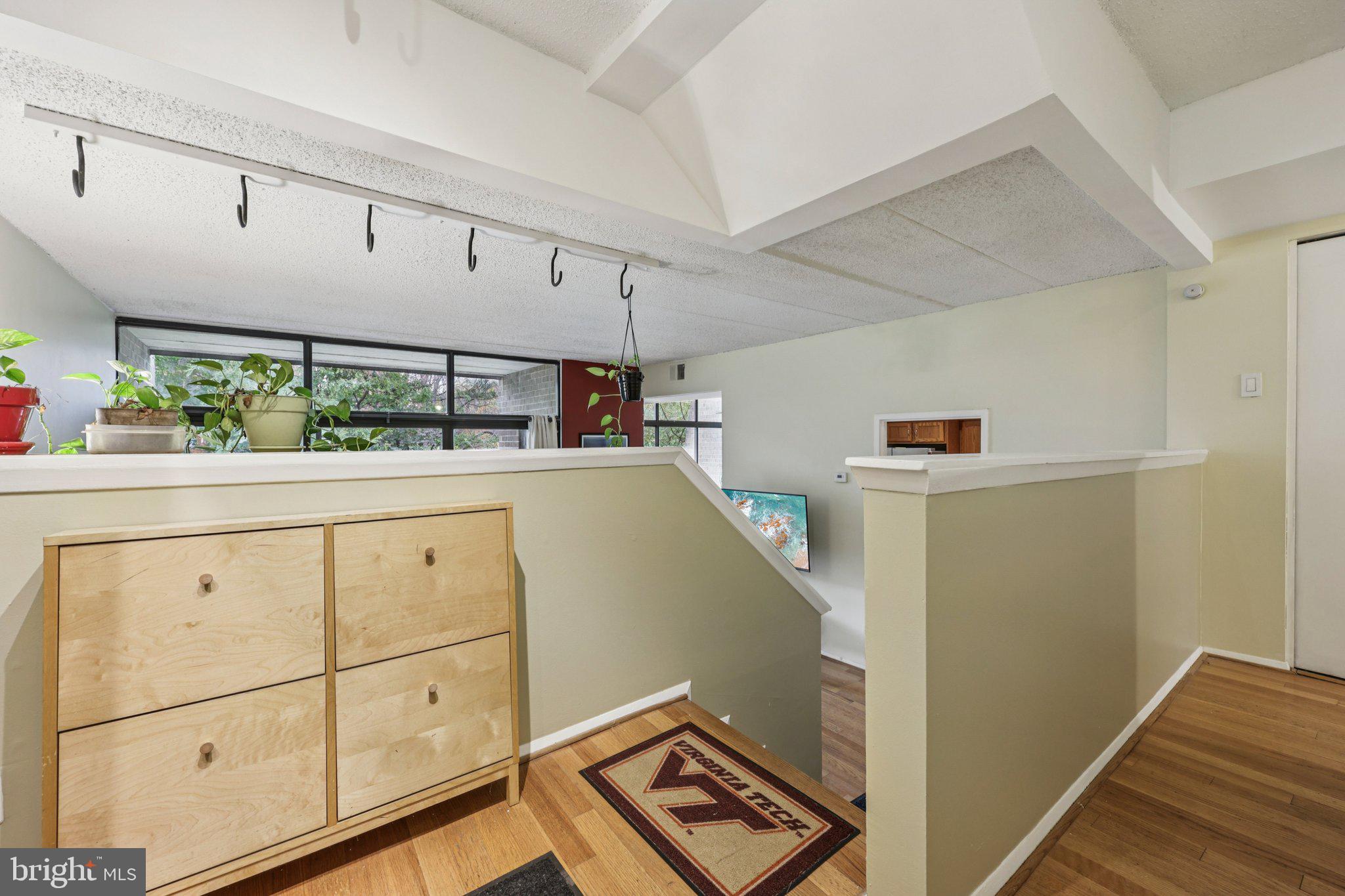 2118 GREEN WATCH WAY 10/201C