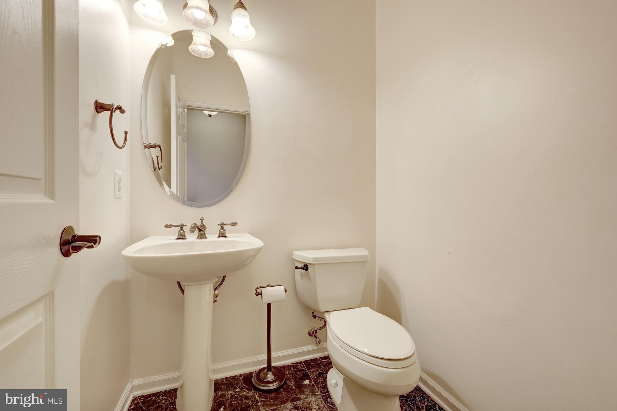 POTOMAC WOODS - Residential