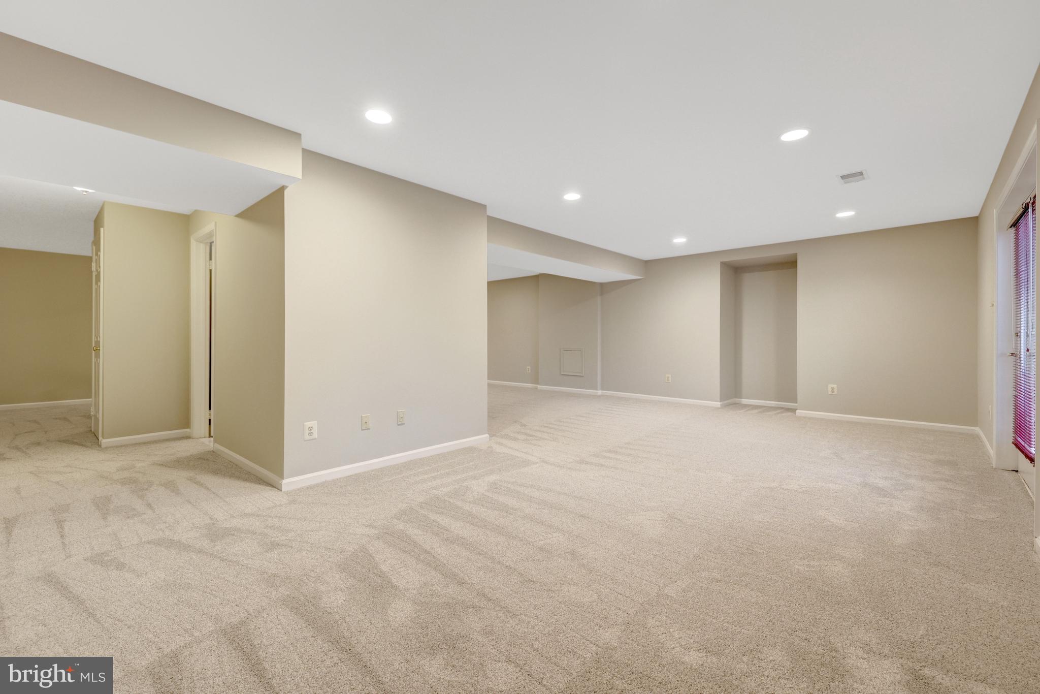 POTOMAC WOODS - Residential