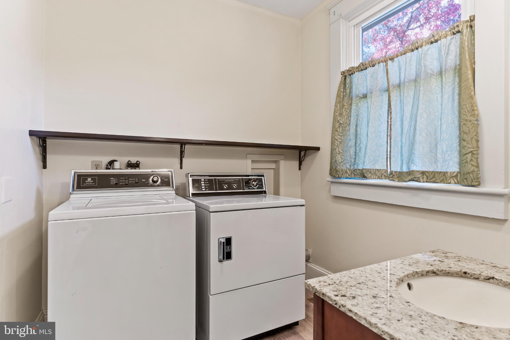 CAMP HILL BOROUGH - Residential