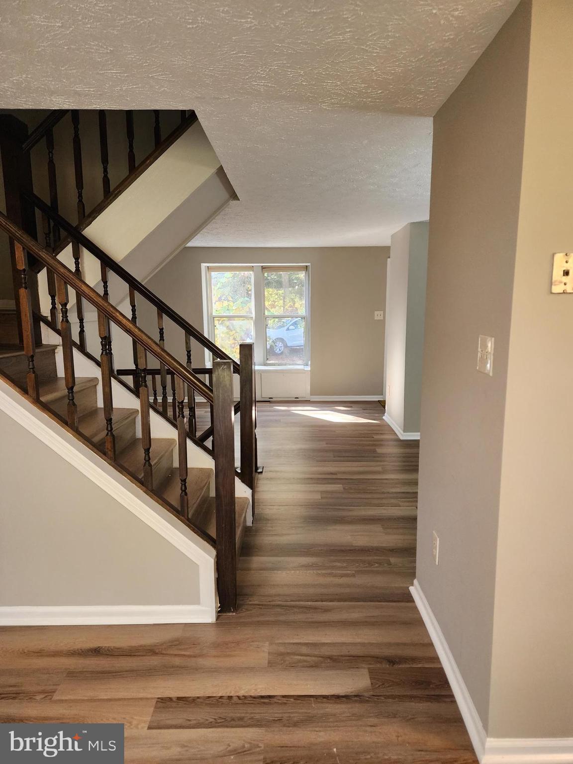 BARTON HILL - Residential Lease