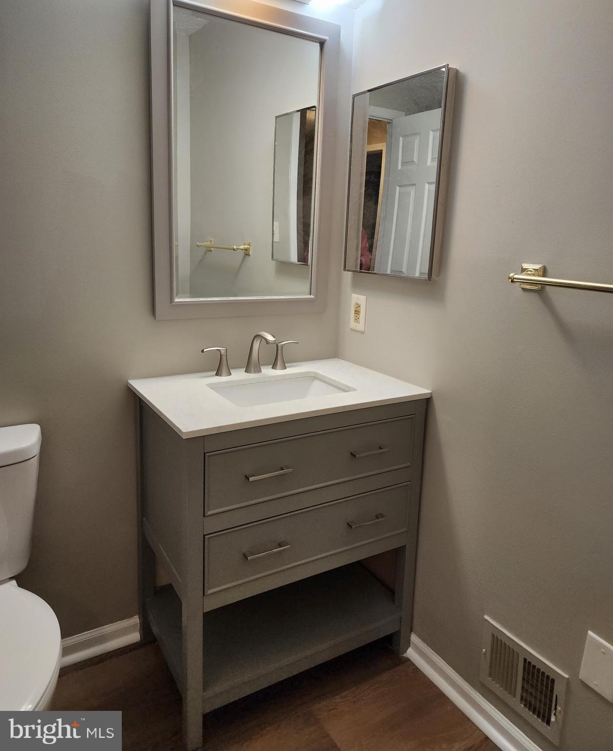 BARTON HILL - Residential Lease