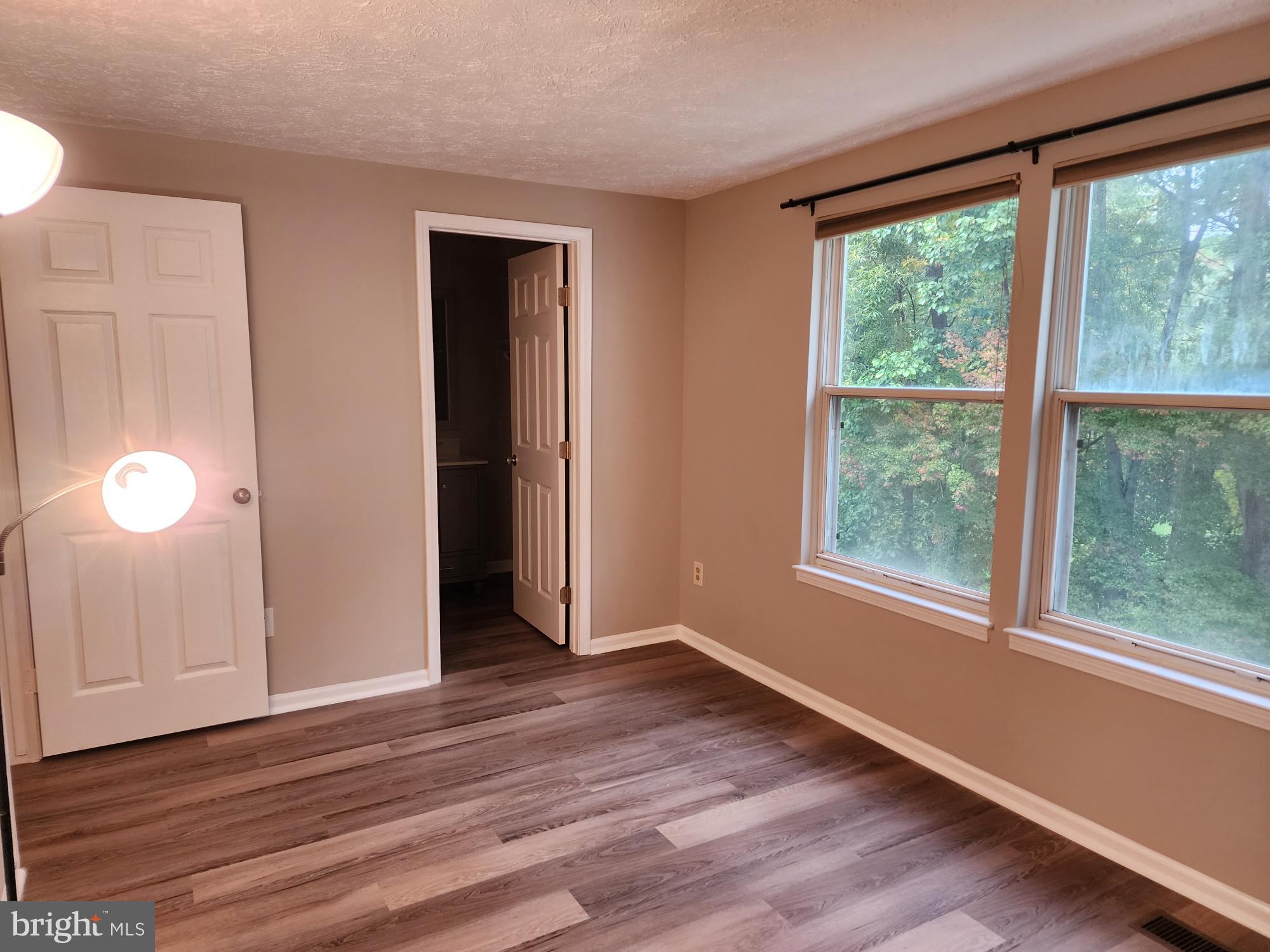 BARTON HILL - Residential Lease