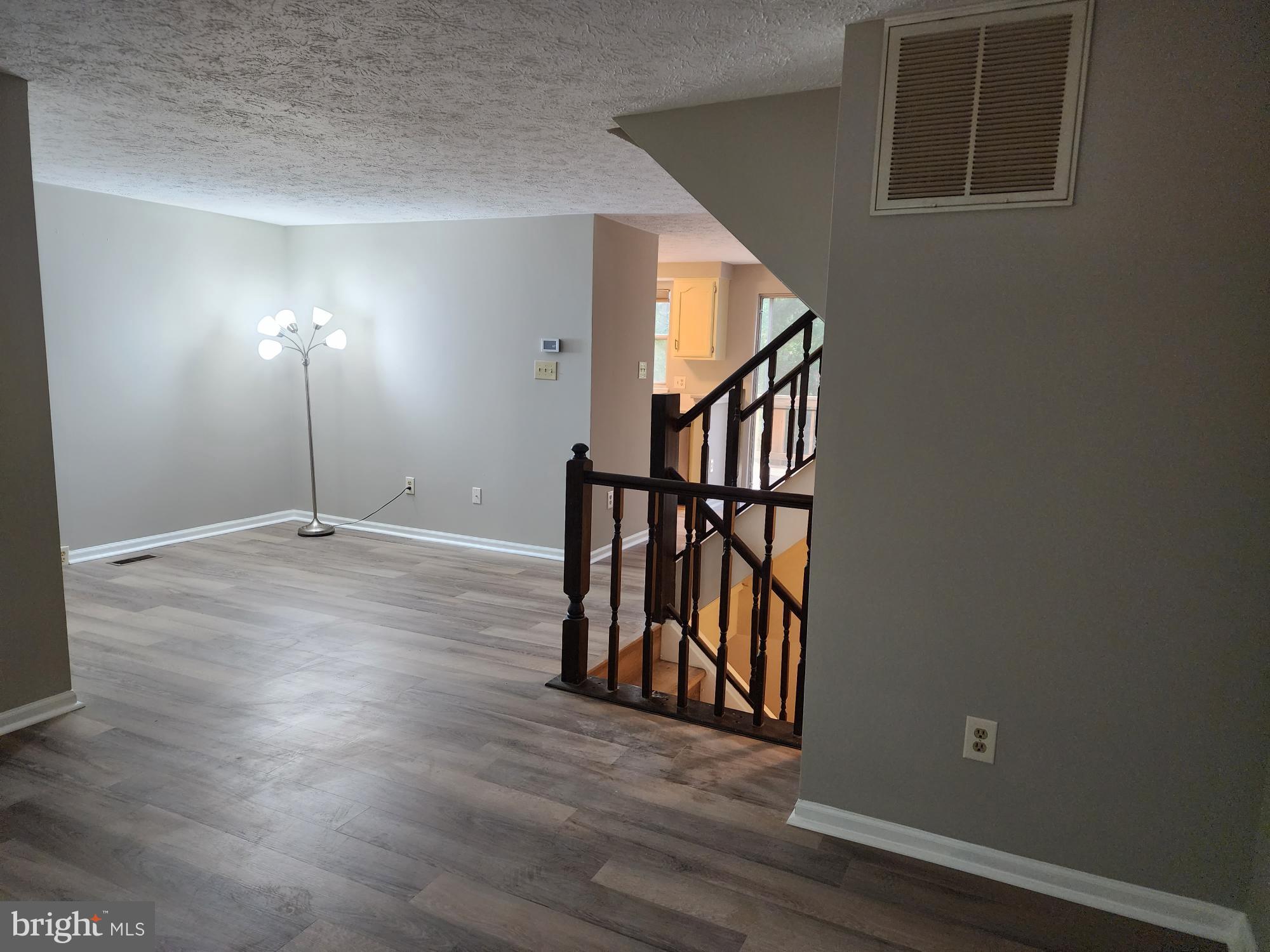 BARTON HILL - Residential Lease